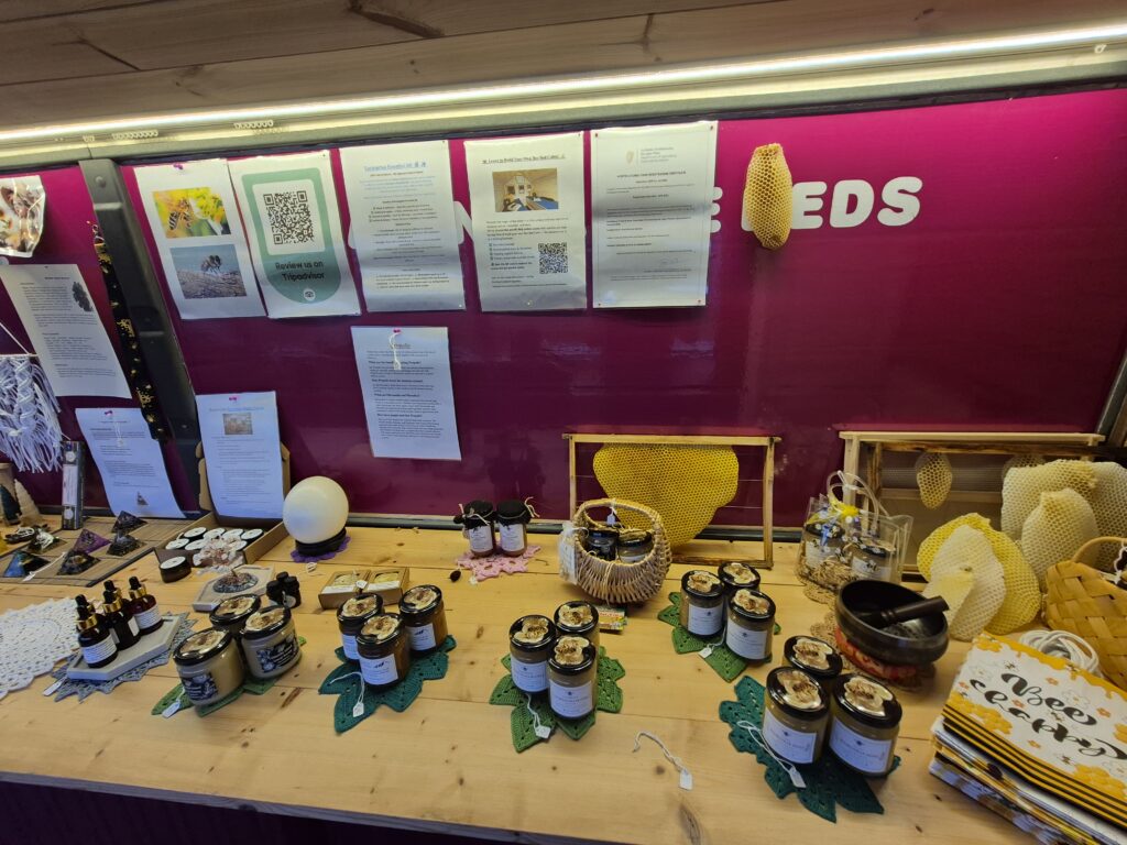 bee bed business shop